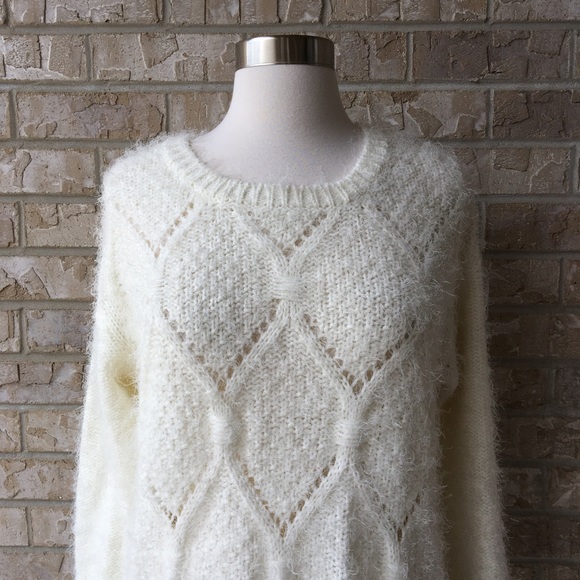 Relativity Knit Crew Neck Sweater Size M 🌸 - Picture 2 of 8